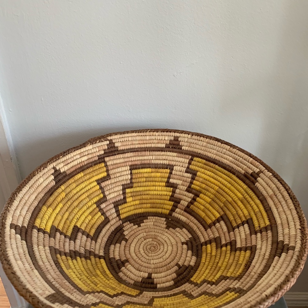 SOLD Round Hand Woven Basket - Picture 4 of 4